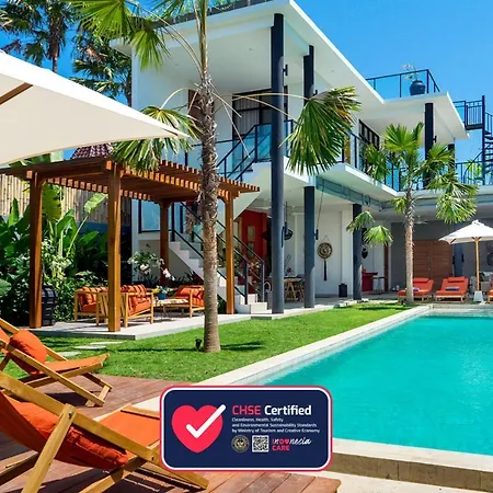 Canggu Beachside Villas - 3 Minute Walk To Batu Belig Beach