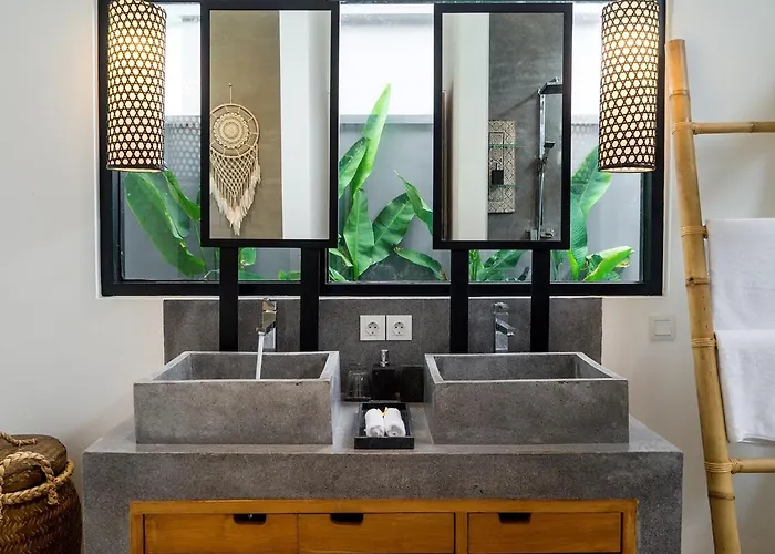 Beachside Villas - 3 Minute Walk To Batu Belig Canggu (Bali)